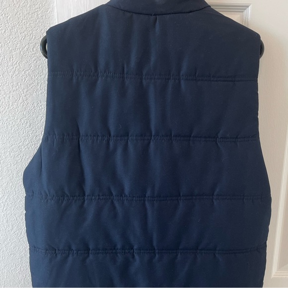Vest - Picture 5 of 8